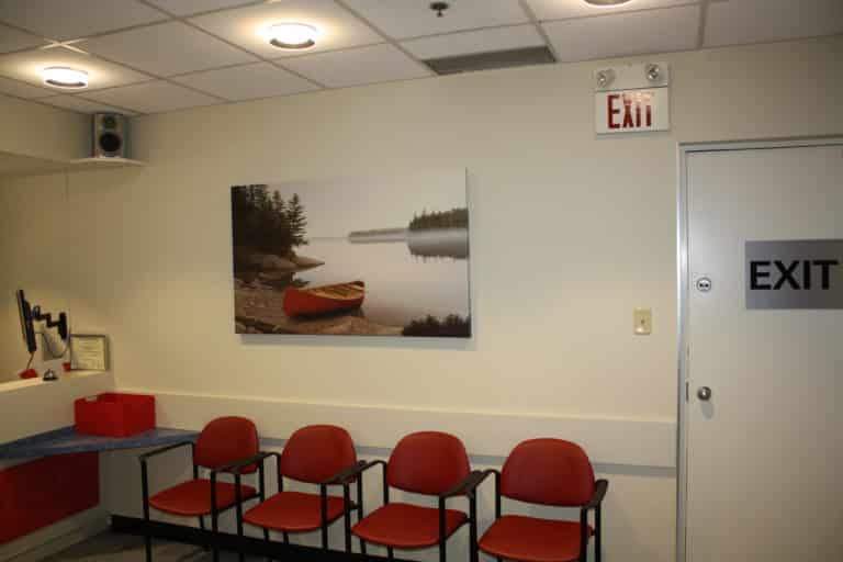 NIAGARA MEDICAL IMAGING WAITING AREA scaled